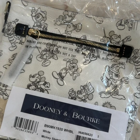 Disney Dooney and Bourke Crossbody - Picture 2 of 9